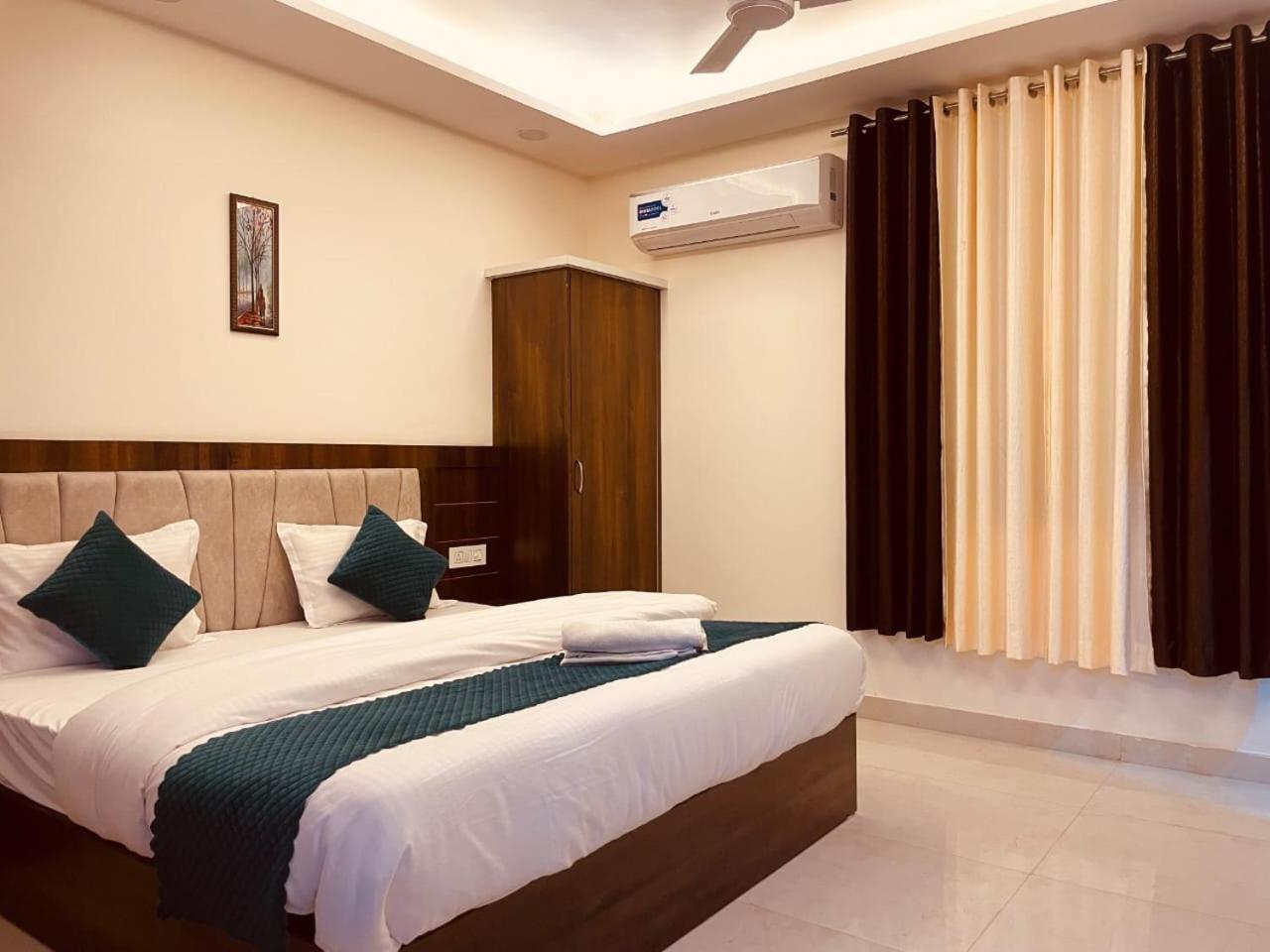The Divine Ganga - Hot Selling Property In Haridwār Buitenkant foto