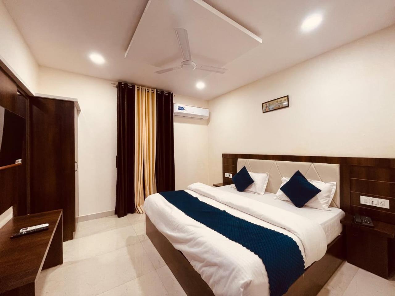 The Divine Ganga - Hot Selling Property In Haridwār Buitenkant foto